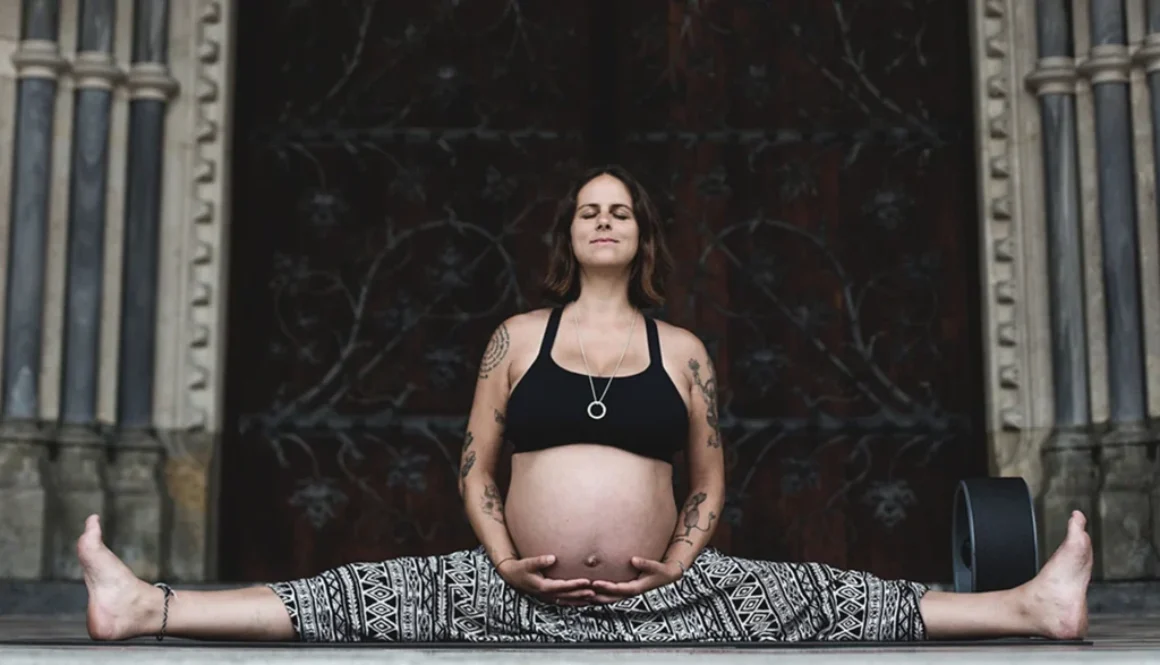 Mama Baby Om® Studio-Kurs Yoga für Schwangere in Graz YOGALIFE | Foto: rolandbanko.com